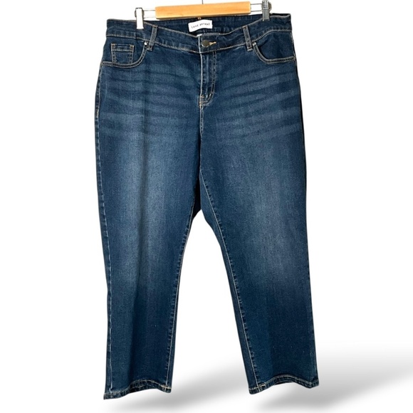 LANE BRYANT Cotton Blend Stretch Mid-Rise Boyfriend Capri Flex Magic Waistband - Picture 3 of 11